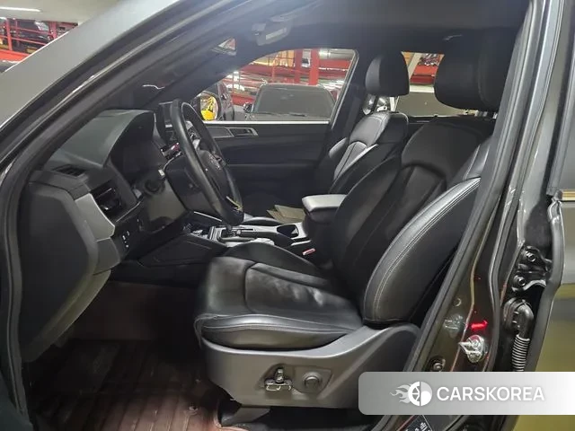 Ssangyong The New Rexton Sport 2024 Серый из Кореи, фото 2