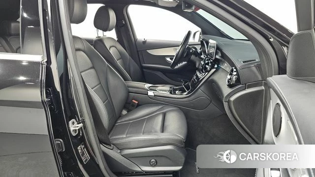 Mercedes-Benz GLC-Class X253 2021 Черный из Кореи, фото 2