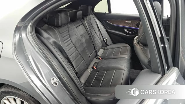 Mercedes-Benz E-Class W213 2020 Серый из Кореи, фото 2