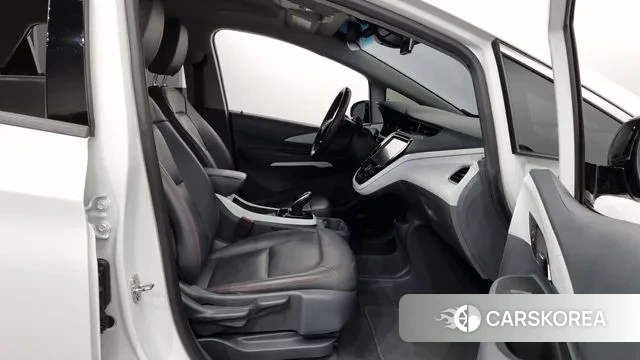 Chevrolet (GM Daewoo) Bolt EV 2021 Белый из Кореи, фото 2