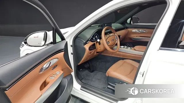 Genesis GV70 2021 Белый из Кореи, фото 2