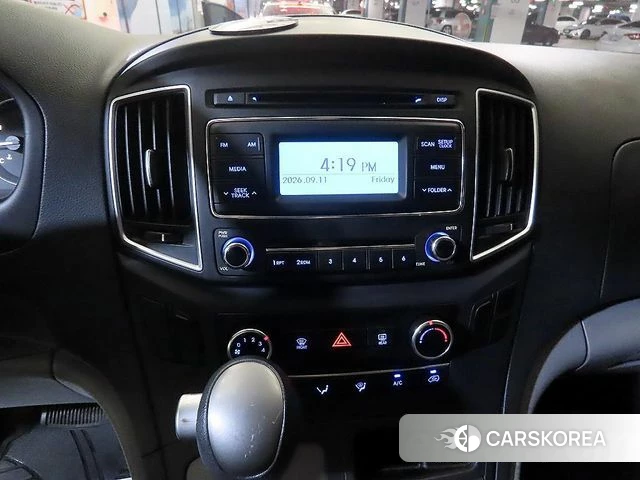 Hyundai The New Grand Starex 2019 Черный из Кореи, фото 2