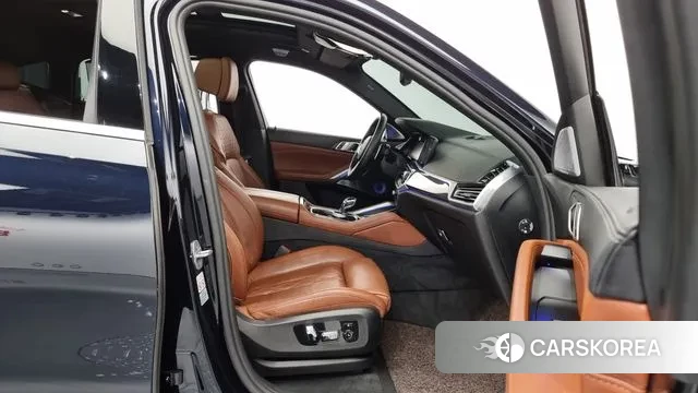 BMW X6 (G06) 2021 Черный из Кореи, фото 2