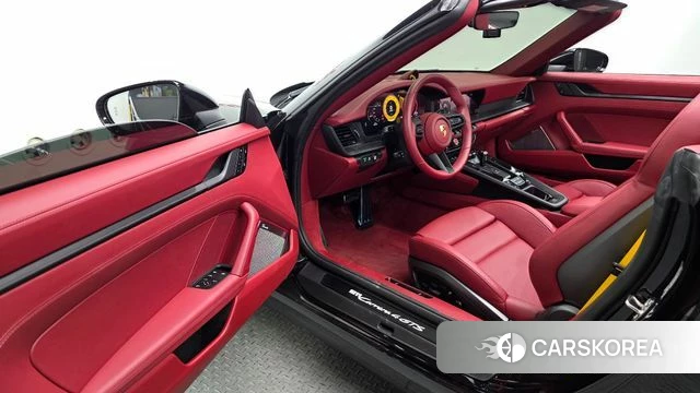 Porsche 911(992) 2025 Черный из Кореи, фото 2