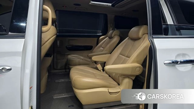 Kia The New Carnival 2018 Белый из Кореи, фото 2