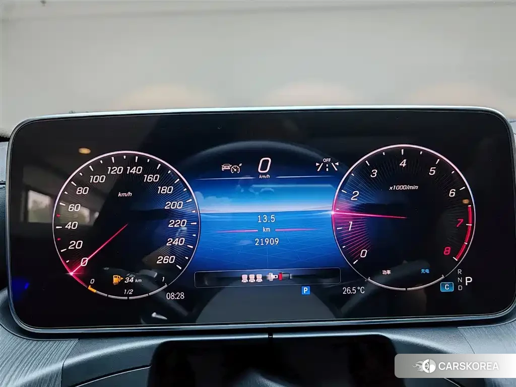 Mercedes-Benz C-class 2024 Белый из Китая, фото 2