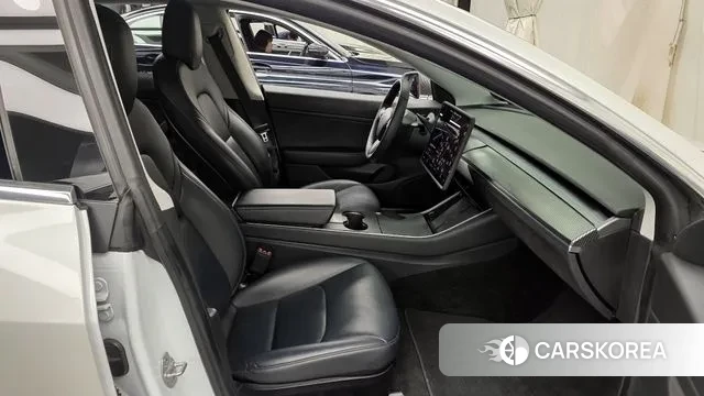 Tesla Model 3 2020 Белый из Кореи, фото 2