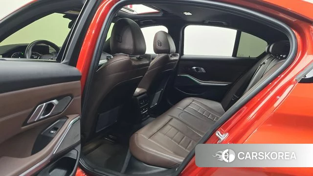 BMW 3 Series (G20) 2020 Оранжевый из Кореи, фото 2