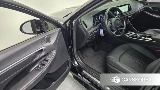 Hyundai Sonata (DN8) 2021 Черный из Кореи, фото 2