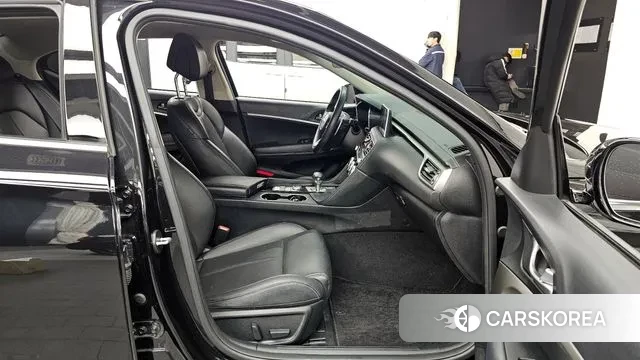 Genesis The New G70 2021 Черный из Кореи, фото 2