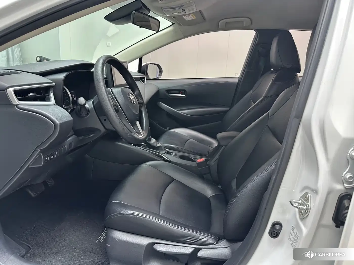 Toyota Corolla 2022 Белый из Китая, фото 2