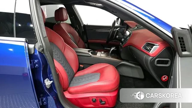 Maserati Ghibli 2021 Синий из Кореи, фото 2