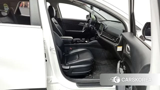 Kia Sportage 5th Generation Hybrid 2021 Белый из Кореи, фото 2