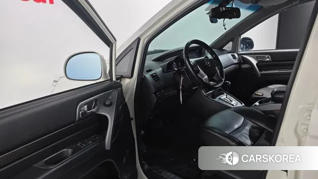 Ssangyong Korando Turismo 2019 Белый из Кореи, фото 2