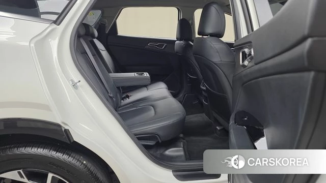 Kia Sportage 5th Generation 2024 Белый из Кореи, фото 2