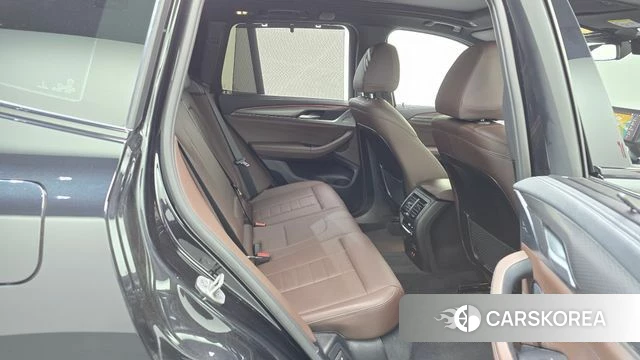 BMW X3 (G01) 2024 Черный из Кореи, фото 2