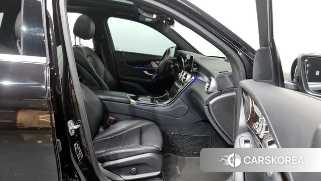 Mercedes-Benz GLC-Class X253 2020 Черный из Кореи, фото 2