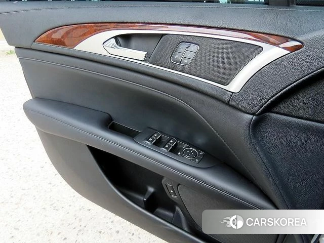 Lincoln New MKZ 2019 Серебряный из Кореи, фото 2