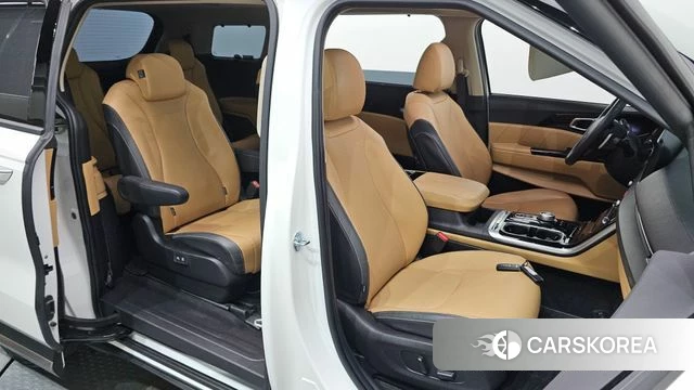 Kia Carnival 4th generation 2023 Белый из Кореи, фото 2