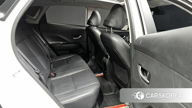 Hyundai Kona (SX2) 2023 Белый из Кореи, фото 2