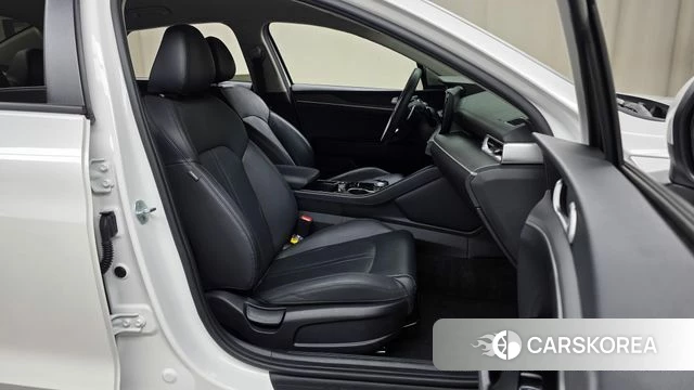 Kia K5 3rd generation 2021 Белый из Кореи, фото 2