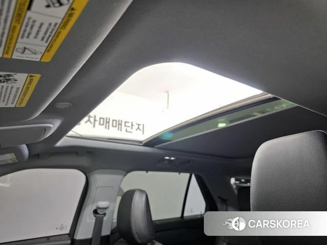 Ford Explorer 6th Generation 2021 Белый из Кореи, фото 2
