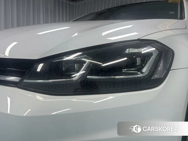 Volkswagen Golf 2020 Белый из Китая, фото 2