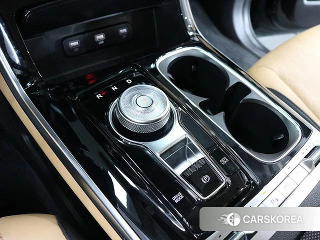 Kia Carnival 4th generation 2023 Черный из Кореи, фото 2