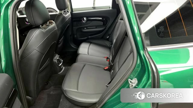 Mini Cooper Clubman 2021 Зеленый из Кореи, фото 2