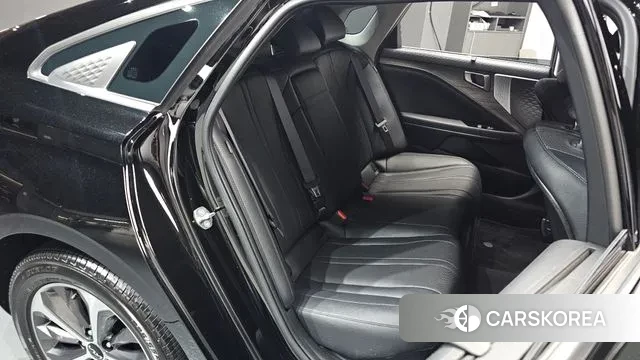 Kia K8 Hybrid 2023 Черный из Кореи, фото 2