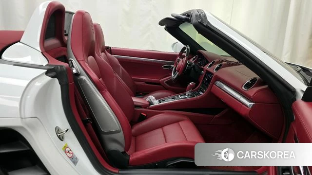 Porsche 718 Boxster 2022 Белый из Кореи, фото 2