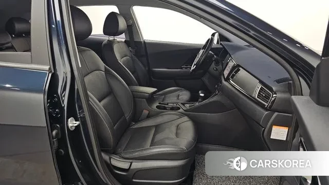 Kia Niro 2018 Синий из Кореи, фото 2