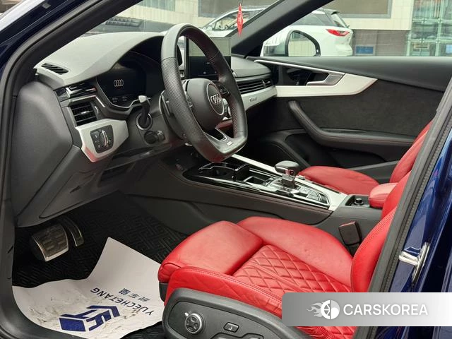 Audi S4 2021 Синий из Китая, фото 2