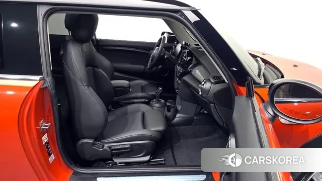 Mini Cooper 2021 Оранжевый из Кореи, фото 2