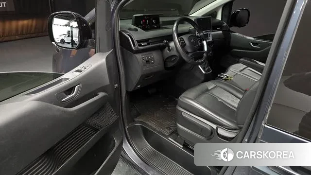 Hyundai Staria 2021 Серый из Кореи, фото 2