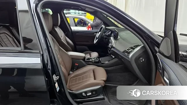 BMW iX3 2023 Черный из Кореи, фото 2