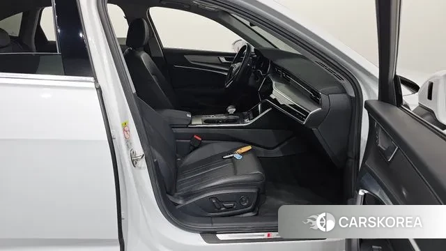 Audi A6 (C8) 2020 Белый из Кореи, фото 2