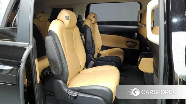 Kia Carnival 4th generation 2022 Черный из Кореи, фото 2