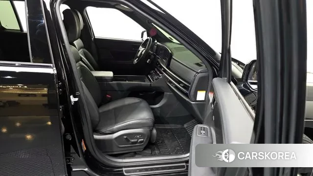 Hyundai Santa Fe (MX5) 2023 Черный из Кореи, фото 2