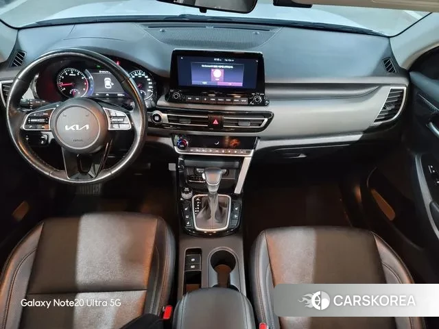 Kia Seltos 2022 Белый из Кореи, фото 2