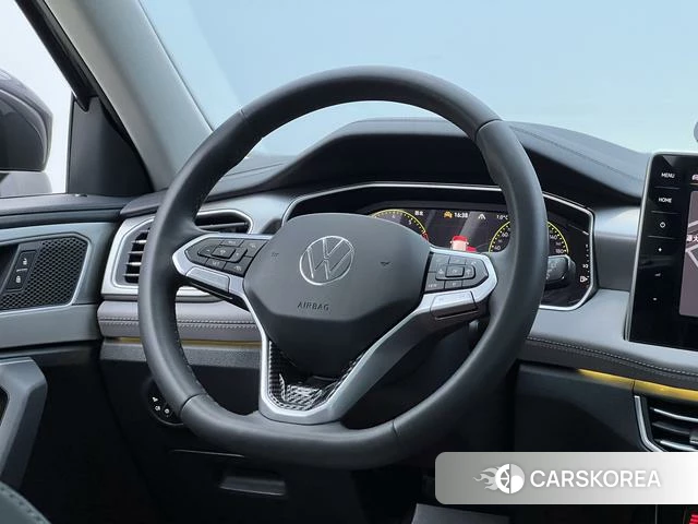 Volkswagen Tanyue 2024 Черный из Китая, фото 2