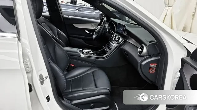 Mercedes-Benz C-Class W205 2020 Белый из Кореи, фото 2