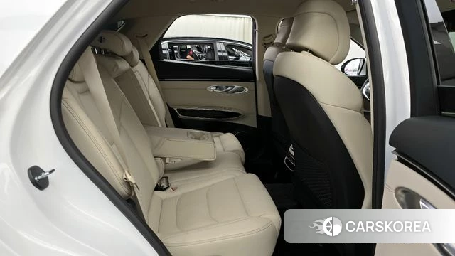 Genesis GV70 2024 Белый из Кореи, фото 2