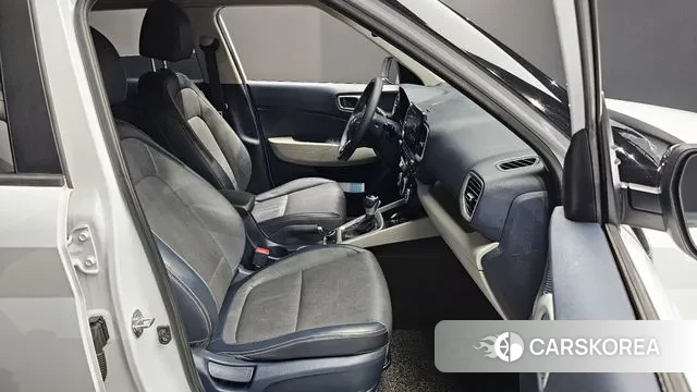 Hyundai Venue 2019 Белый из Кореи, фото 2