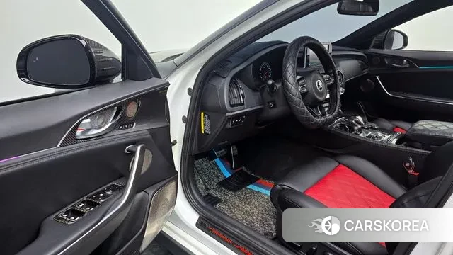 Kia Stinger 2018 Серебристо-серый из Кореи, фото 2