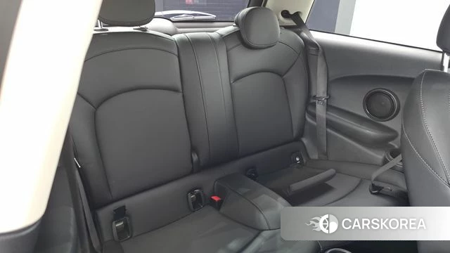 Mini Cooper 2020 Жемчужный цвет из Кореи, фото 2