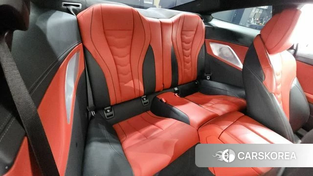 BMW 8 Series (G15) 2022 Белый из Кореи, фото 2