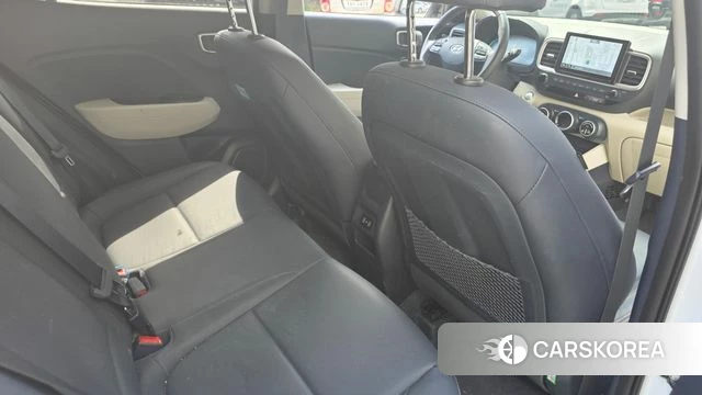 Hyundai Venue 2024 Жемчужный цвет из Кореи, фото 2