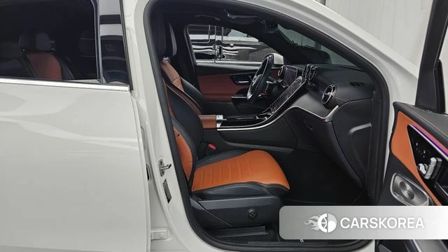 Mercedes-Benz GLC-Class X254 2024 Белый из Кореи, фото 2