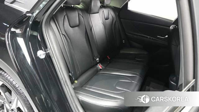 Hyundai Avante (CN7) 2022 Черный из Кореи, фото 2